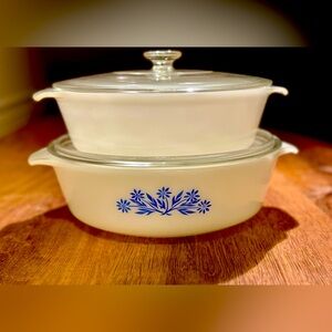 Vintage 1960’s Anchor Hocking Pyrex lidded casserole dish. Mint condition